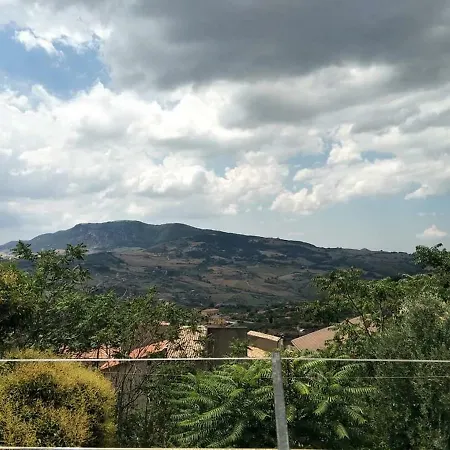 Benjamas * Bisacquino