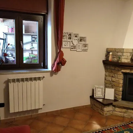 Benjamas Oda ve Kahvaltı Bisacquino
